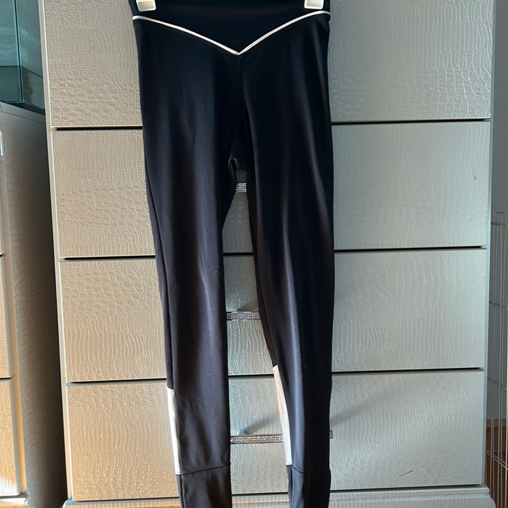 Thrive Society x CycleBar leggings